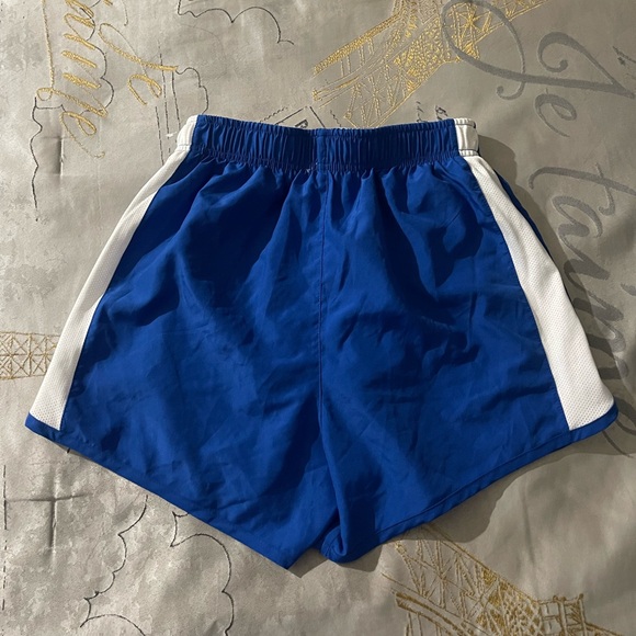 Nike Shorts - Picture 2 of 4